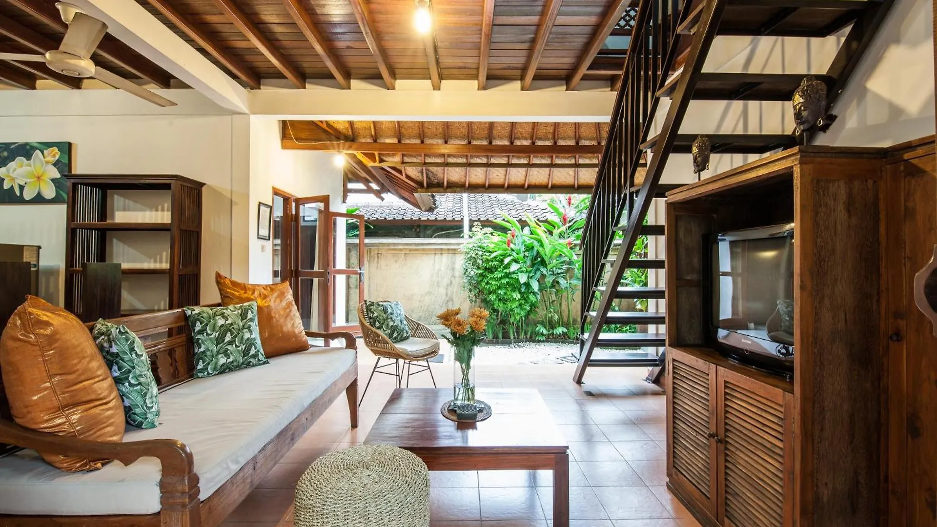 6-Br Garden Legian Villa 5-Min Walk To Beach And Shops Bali Seminyak   Seminyak (Bali)